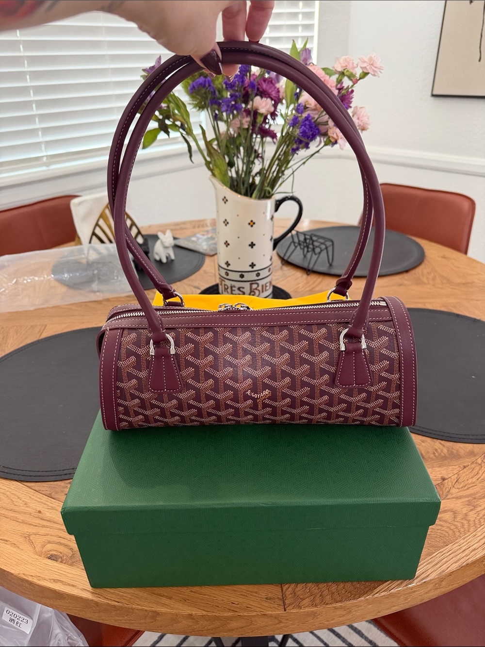 Goyard-style Cylindrical Leather Tote Bag in Burgundy‼️READ DESCRIPTION‼️